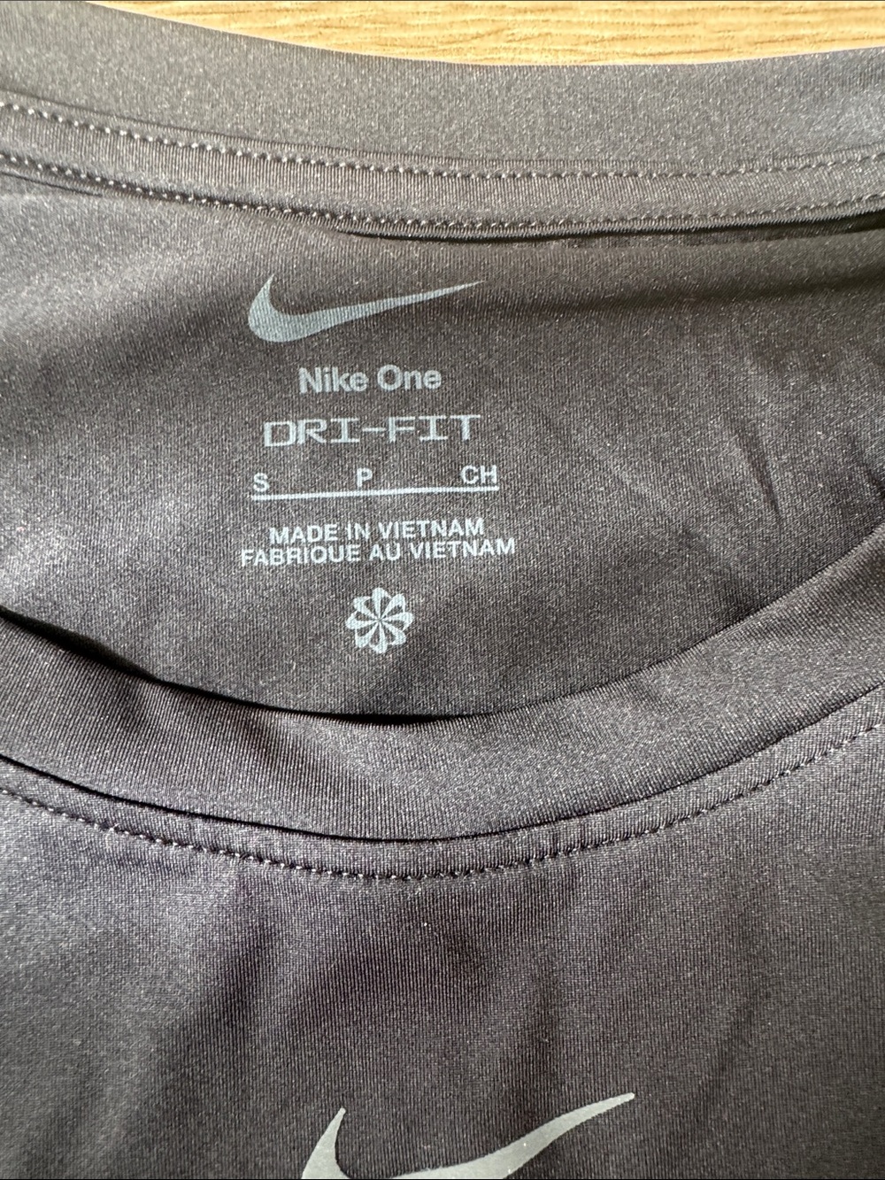 Nike Black Women's Crop Tank top dri-fit - Picture 5 of 12